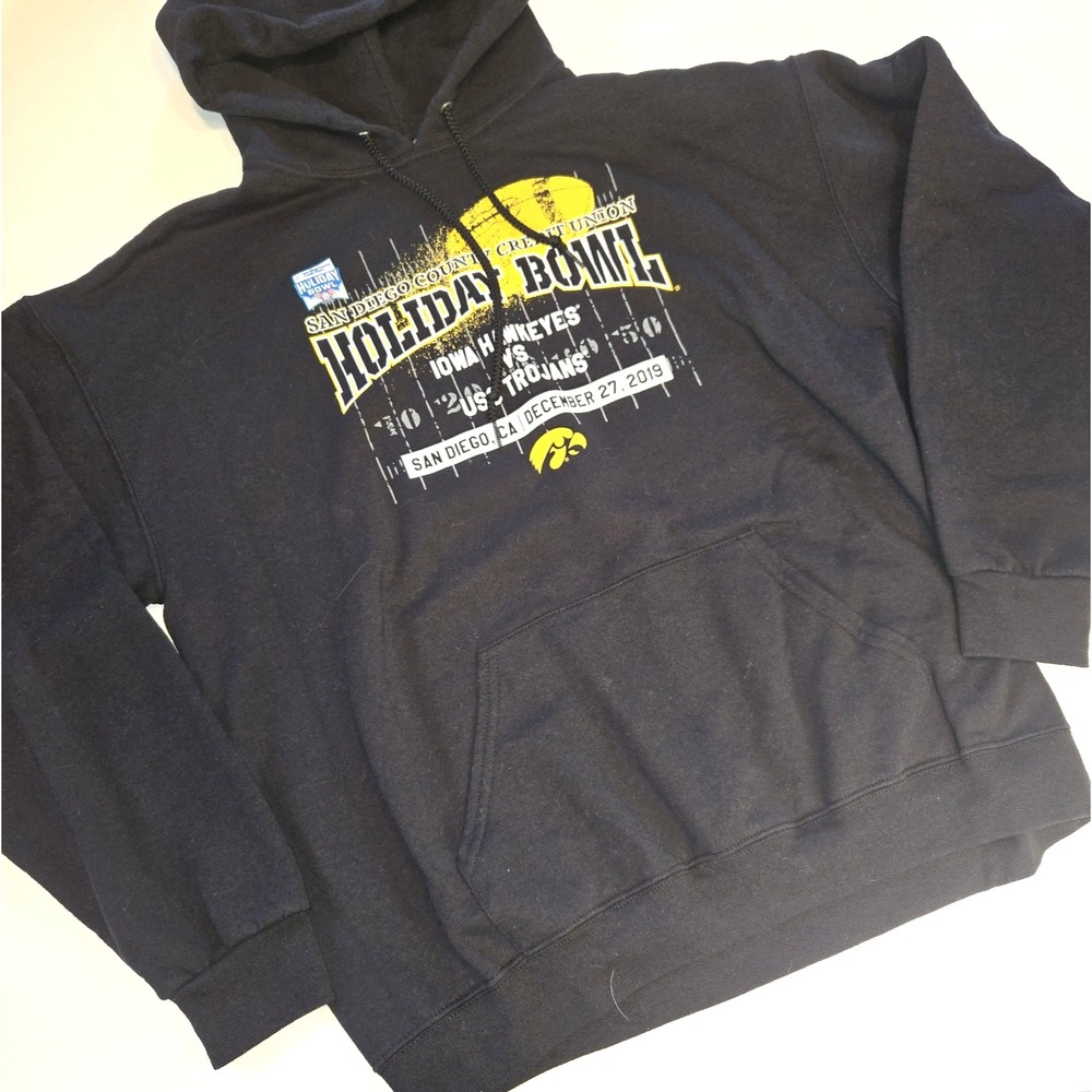 Iowa Hawkeyes Football Hoodie Holiday Bowl 2019 Size XL‎